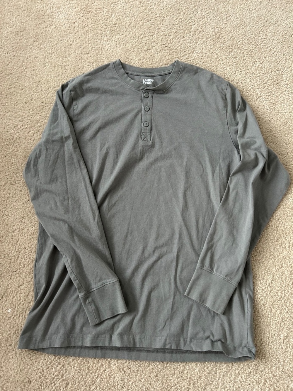 Land’s End Long Sleeve Classic Men’s Henley Grey color Sz Large